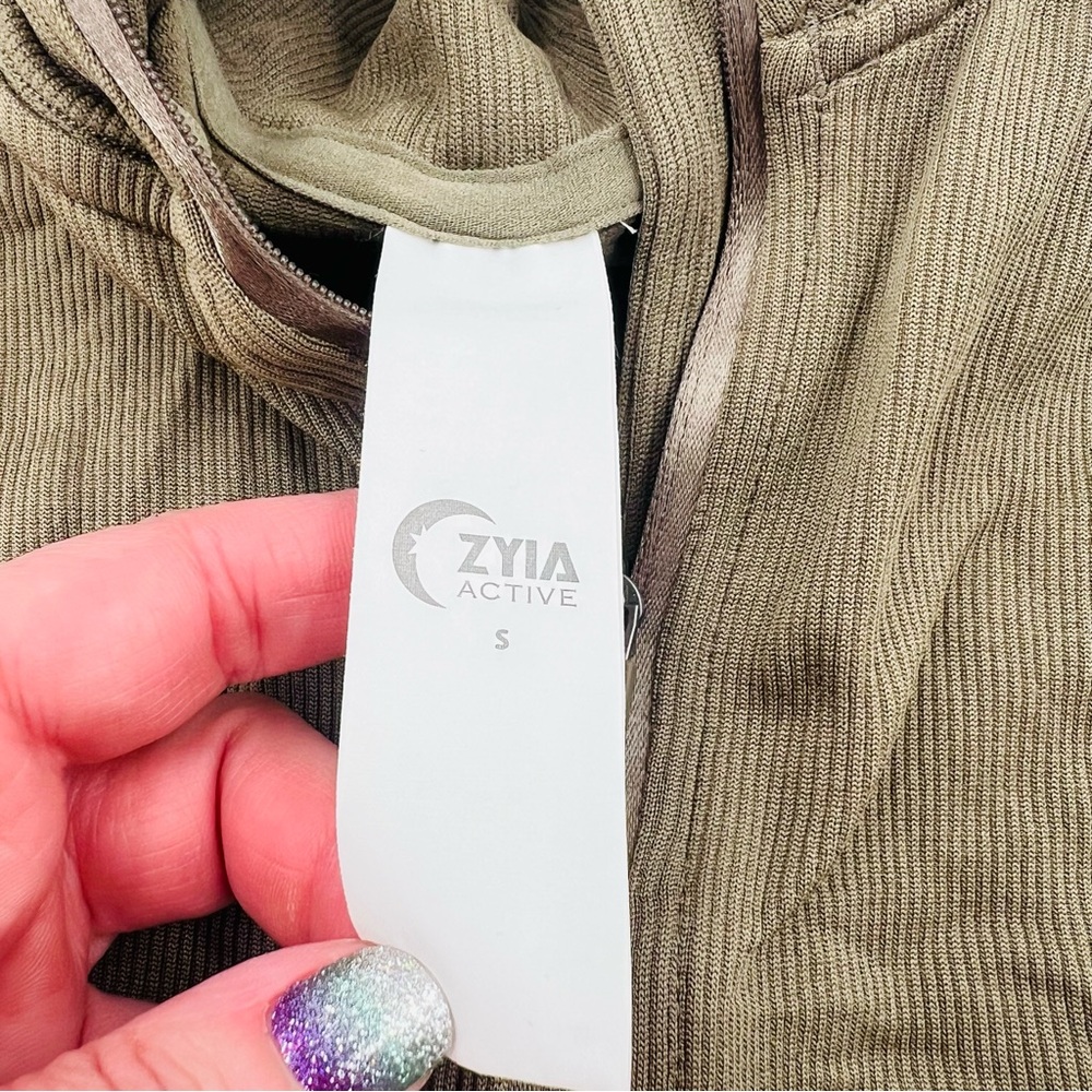 ZYIA Active Size Small Ribbed Pullover Long sleeve 1/4 Zip Athleisure Casual - Picture 3 of 10